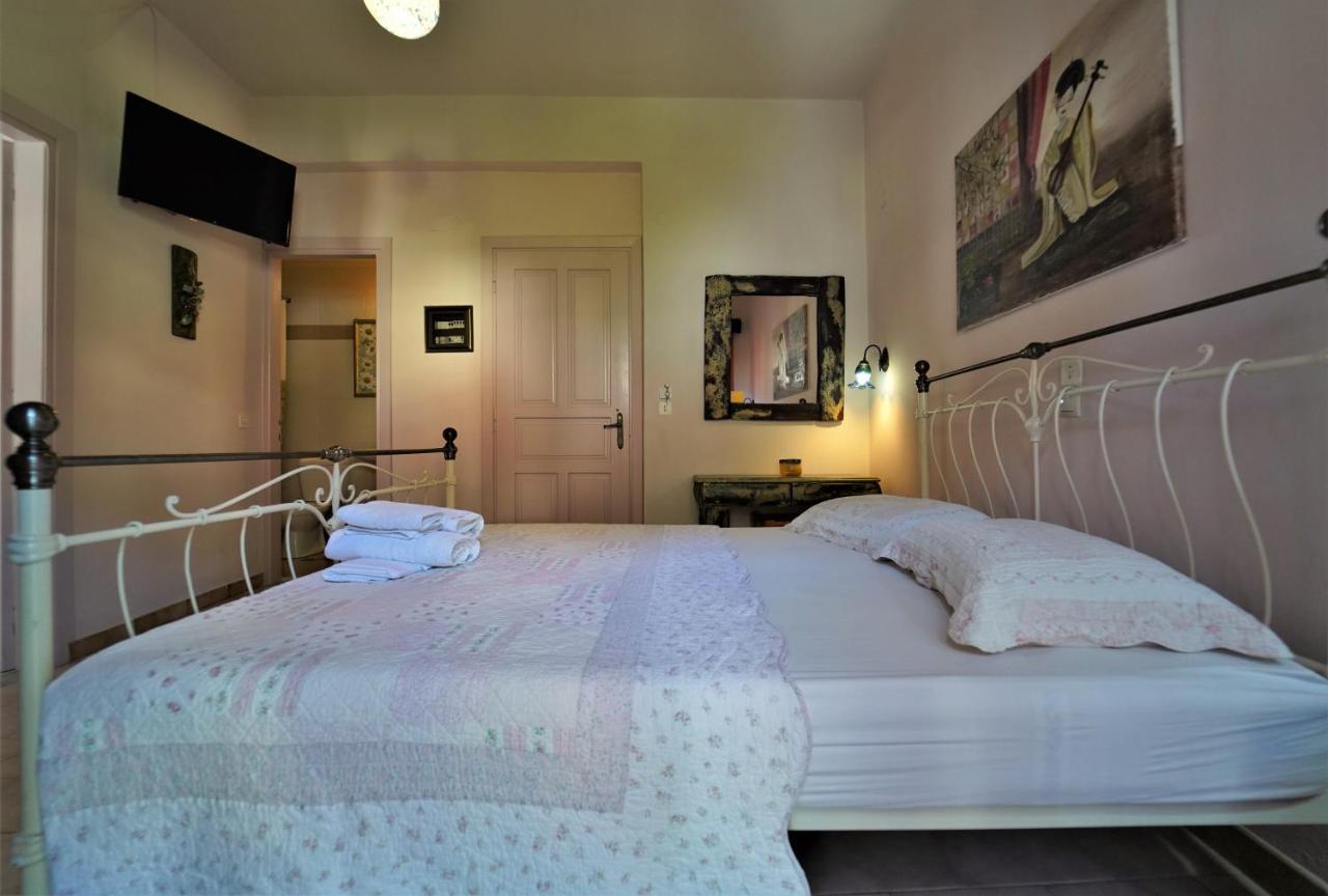 Antigoni Apartments Parga Eksteriør billede