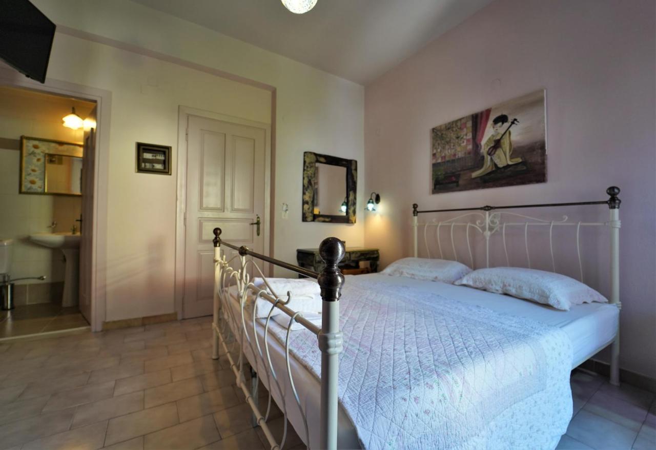 Antigoni Apartments Parga Eksteriør billede