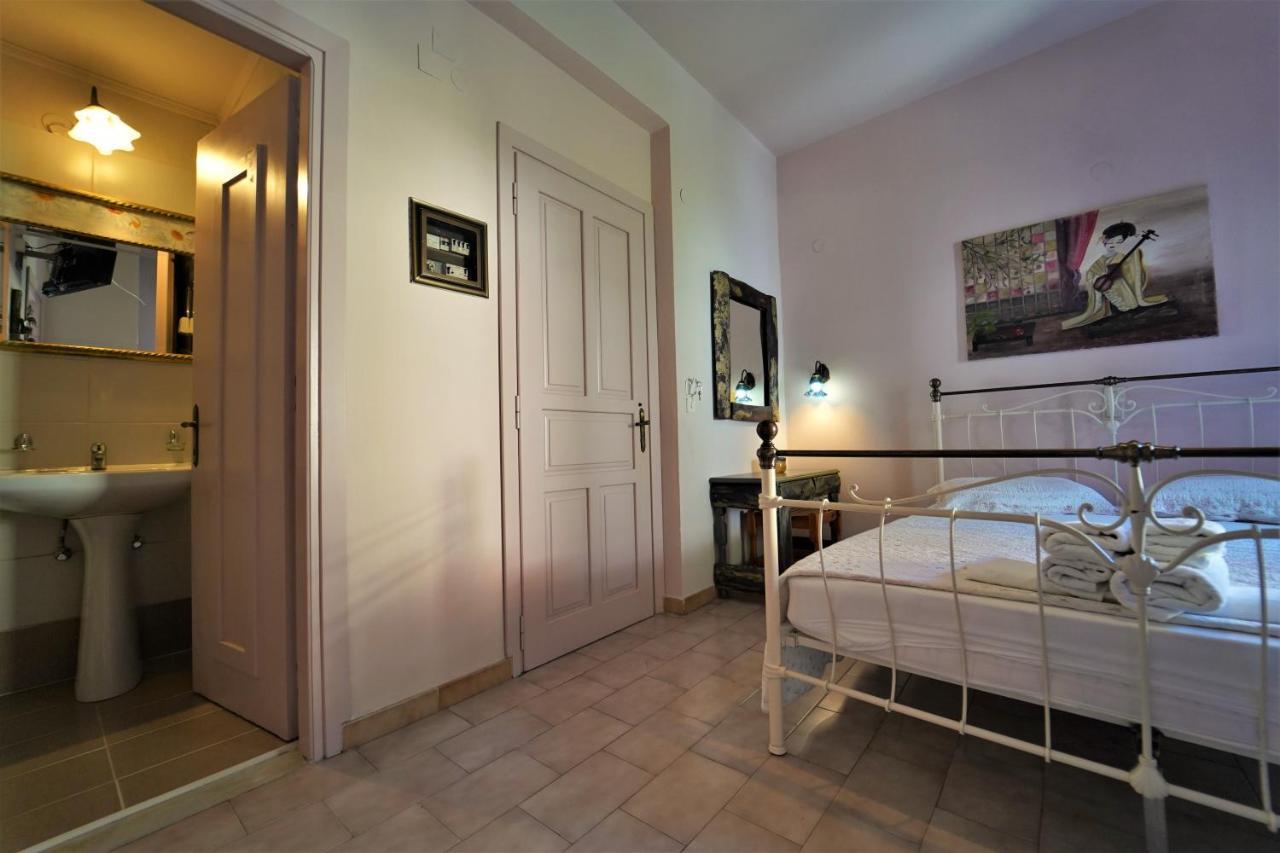 Antigoni Apartments Parga Eksteriør billede